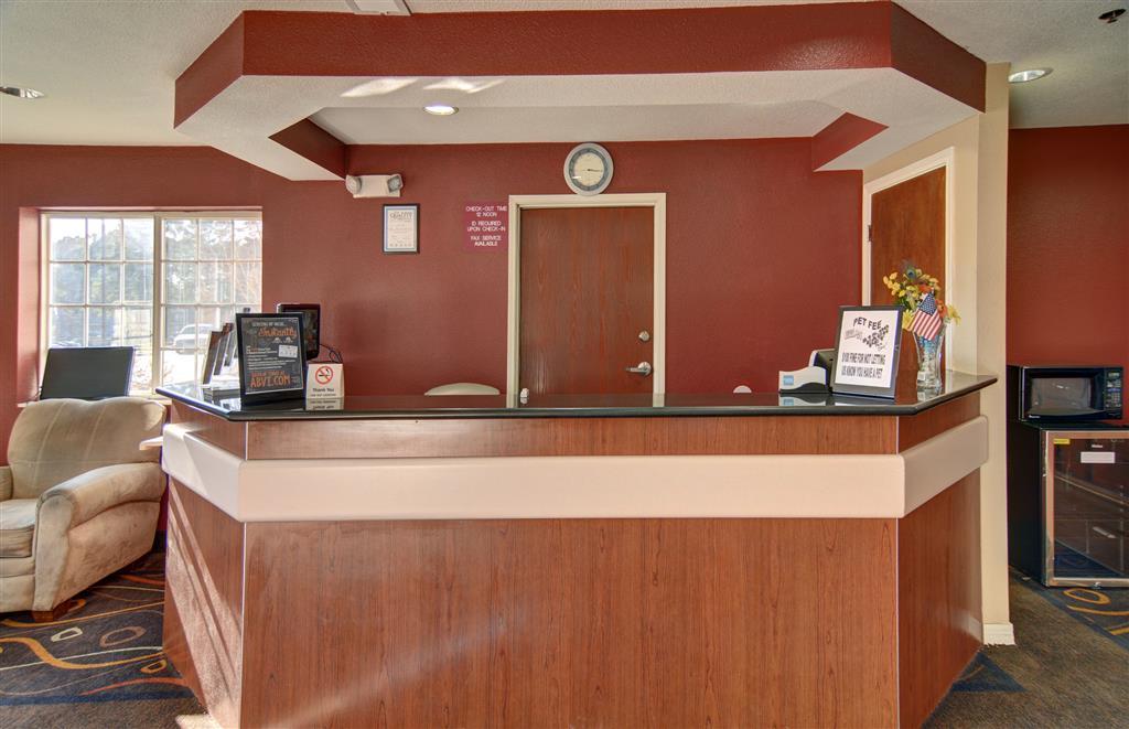 Hometown Inn & Suites Longview Interior photo